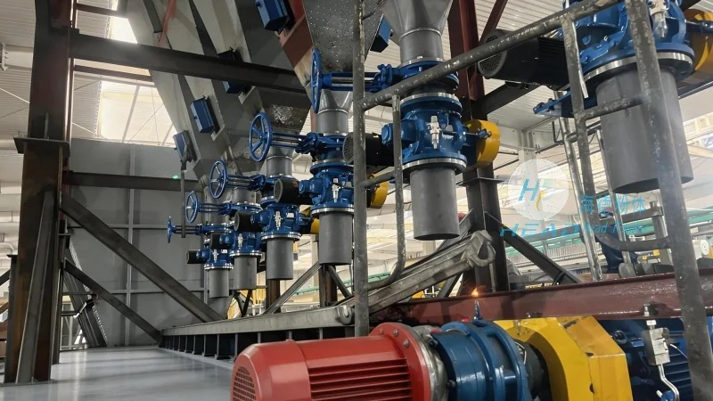 Common Rubber Powder Conveying Methods: The Advantages and Features of HeadPowder's Pneumatic Conveying System